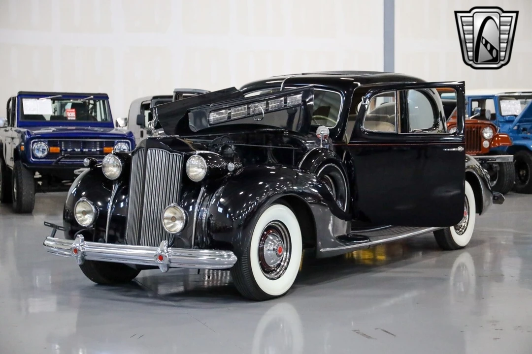 1938 Packard Eight - Image 10 of 12
