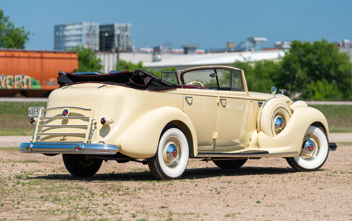 1938 Packard Eight - Image 5 of 25