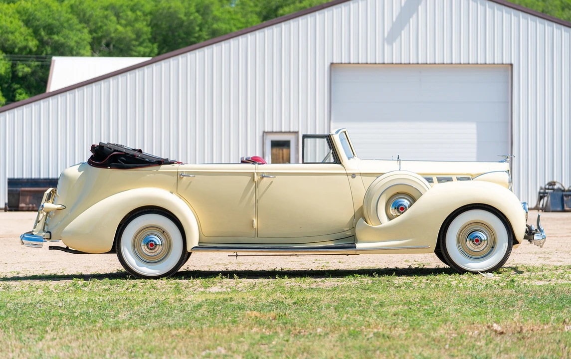 1938 Packard Eight - Image 7 of 25