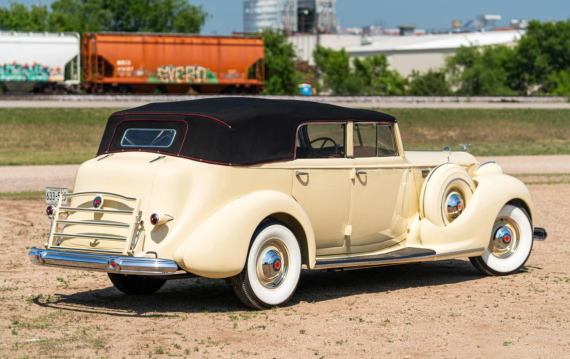 1938 Packard Eight - Image 6 of 25