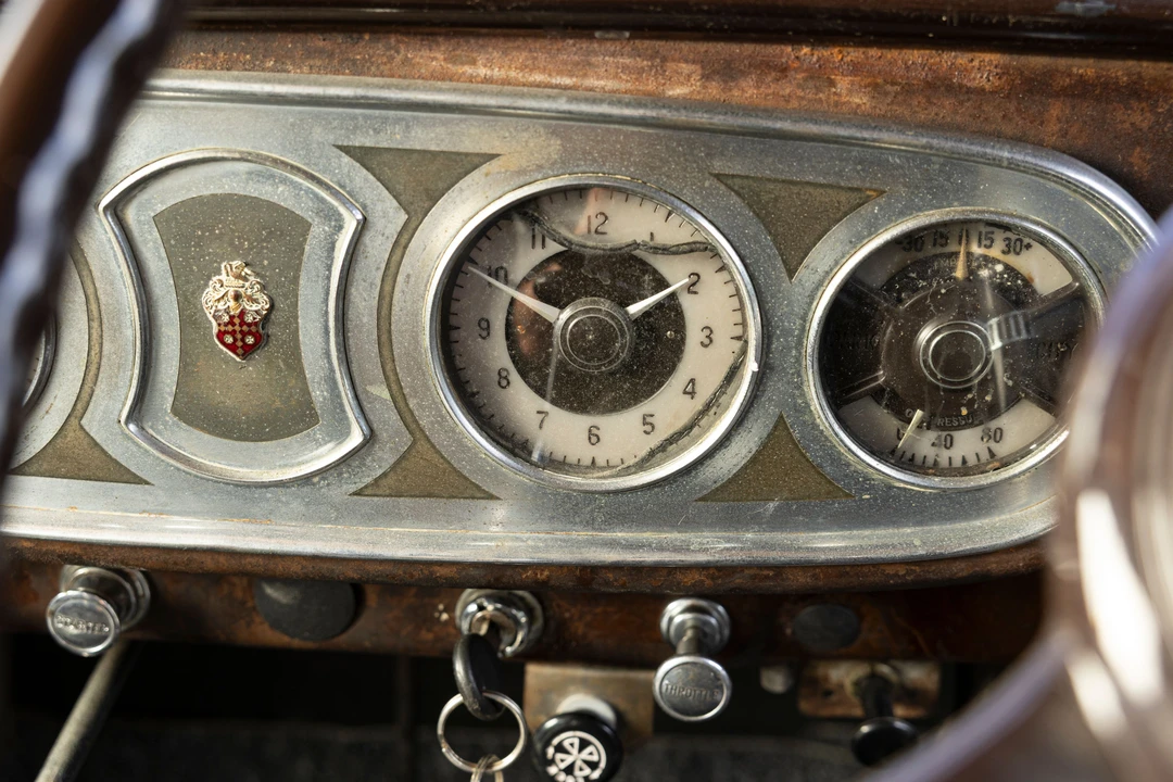 1938 Packard Eight - Image 4 of 24