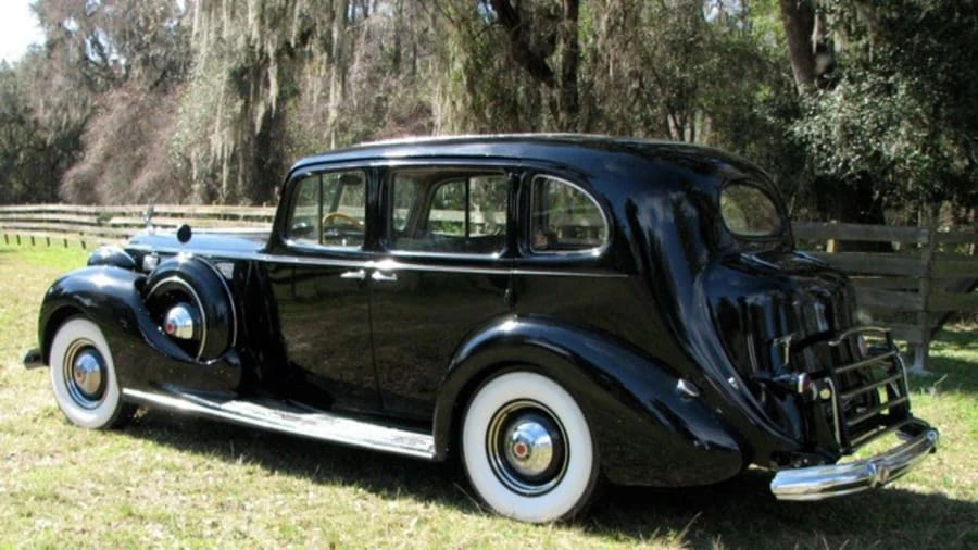 1938 Packard Eight - Image 3 of 12