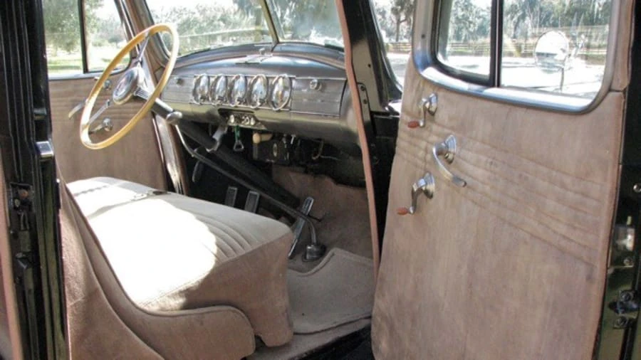 1938 Packard Eight - Image 4 of 12