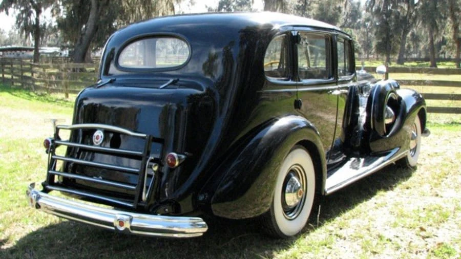 1938 Packard Eight - Image 11 of 12