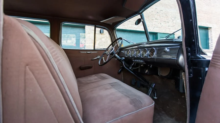 1938 Packard Eight - Image 5 of 12