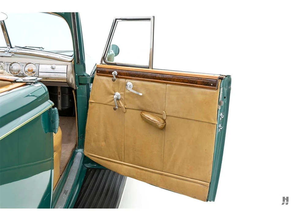 1938 Packard Twelve - Image 15 of 31