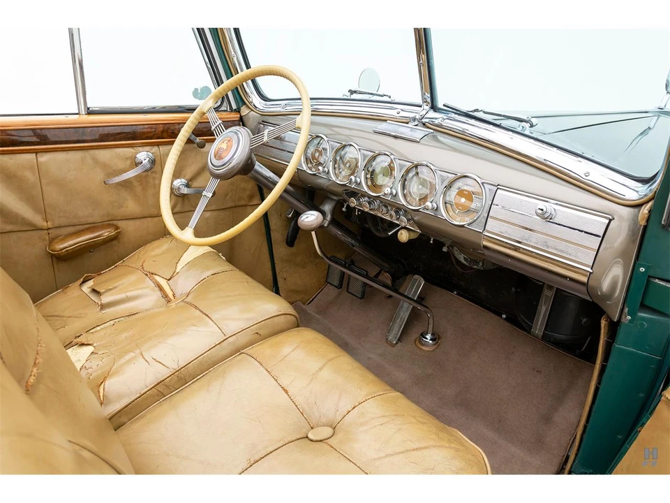 1938 Packard Twelve - Image 9 of 31