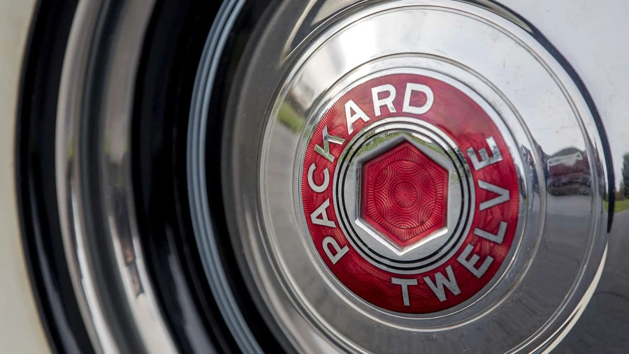 1938 Packard Twelve - Image 9 of 31