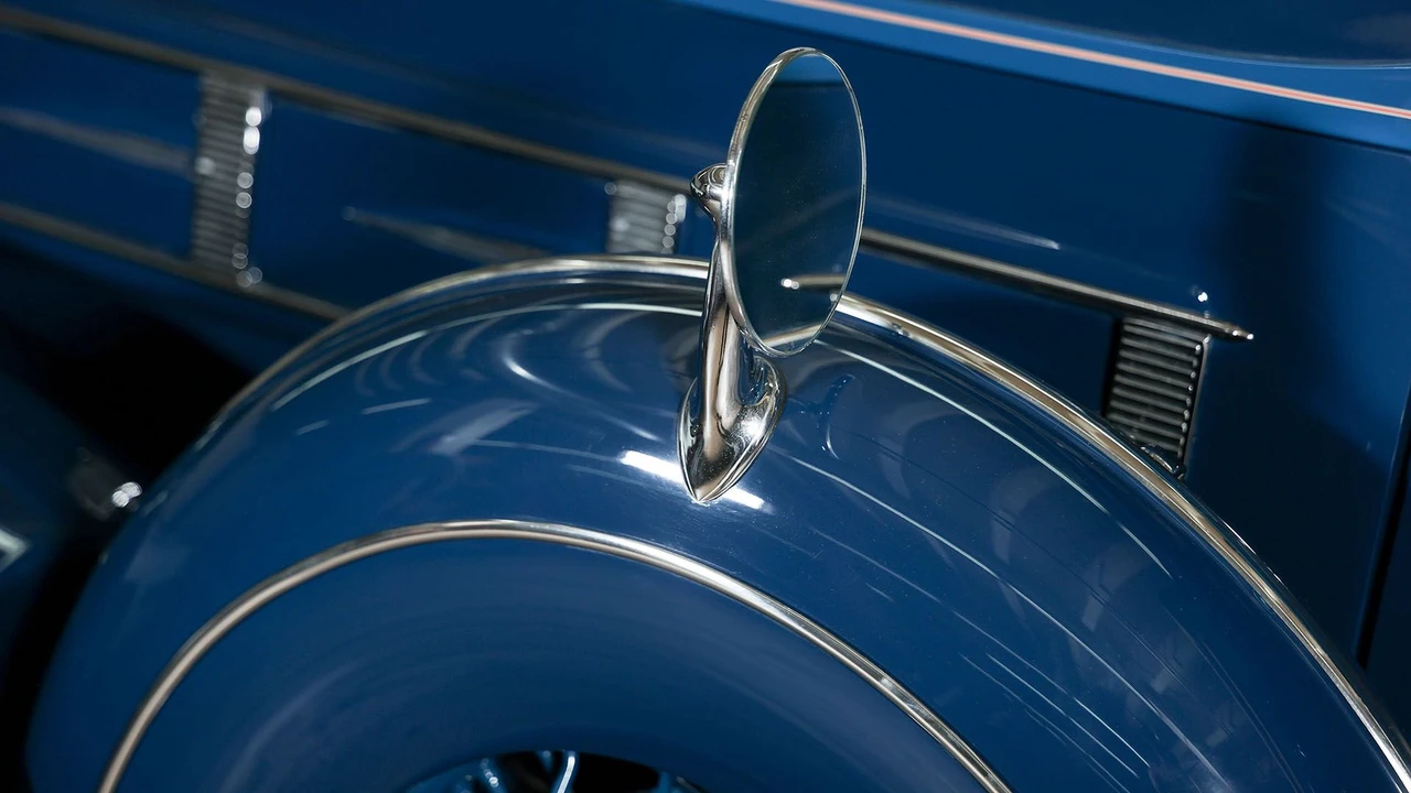 1938 Pierce-Arrow - Image 16 of 31