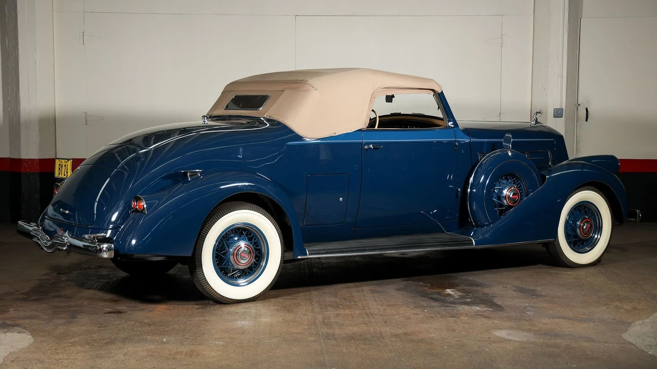 1938 Pierce-Arrow - Image 2 of 31