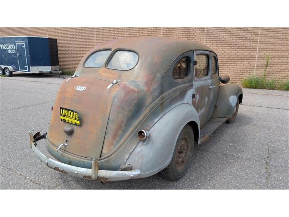 1938 Plymouth Suburban - Image 3 of 7