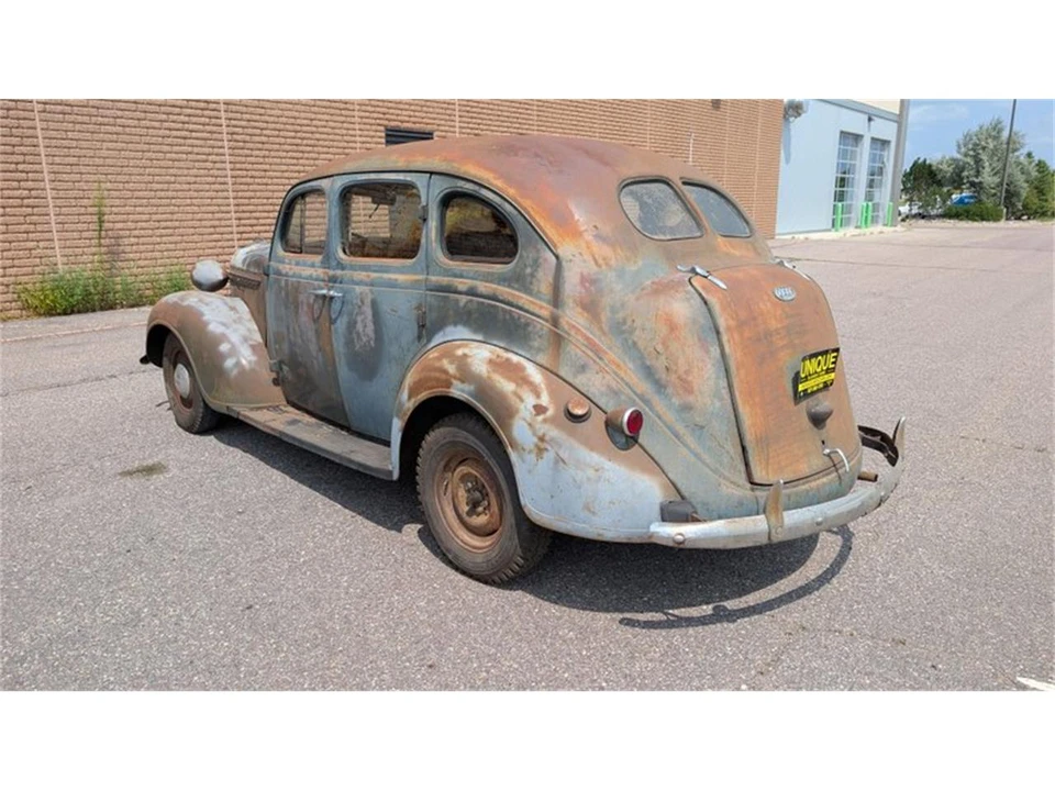 1938 Plymouth Suburban - Image 4 of 7