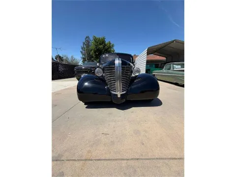 1938 Pontiac Chieftain
