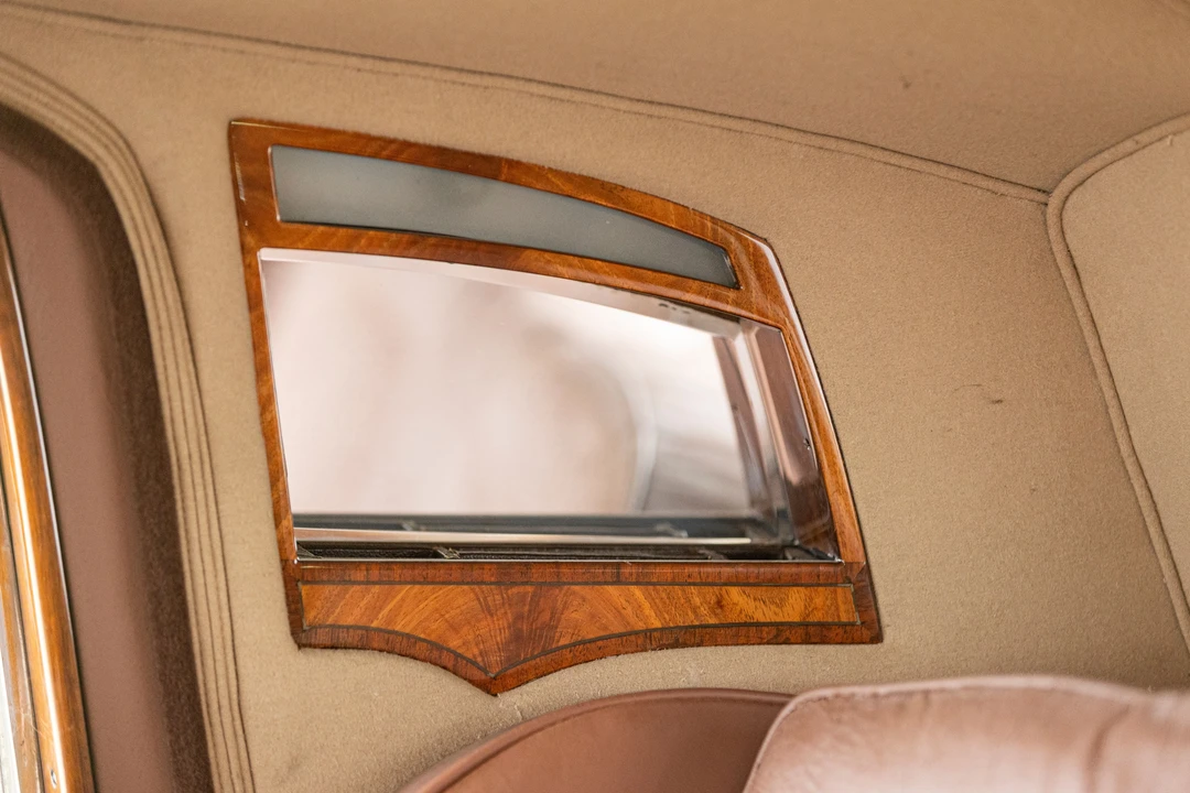 1938 Rolls-Royce Phantom III - Image 2 of 31