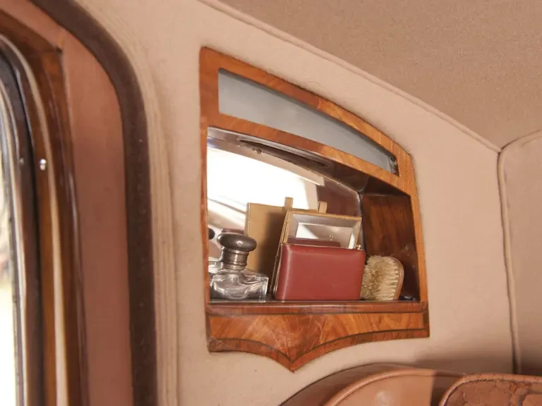 1938 Rolls-Royce Phantom III - Image 11 of 16