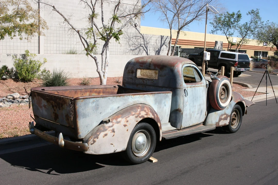 1938 Studebaker - Image 8 of 31