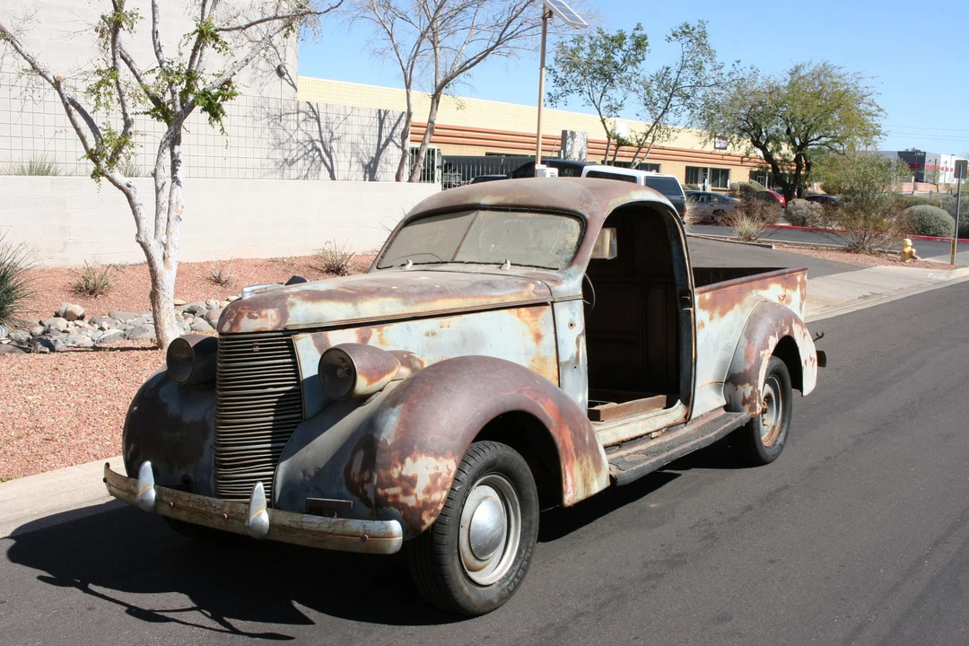 1938 Studebaker - Image 2 of 31