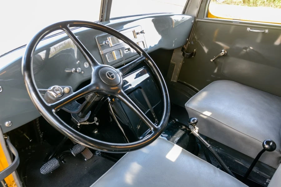 1938 Studebaker - Image 4 of 23