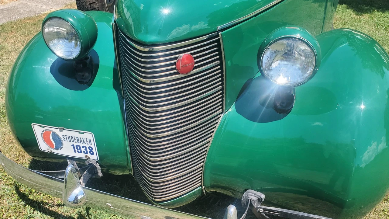 1938 Studebaker Commander - Image 25 of 31