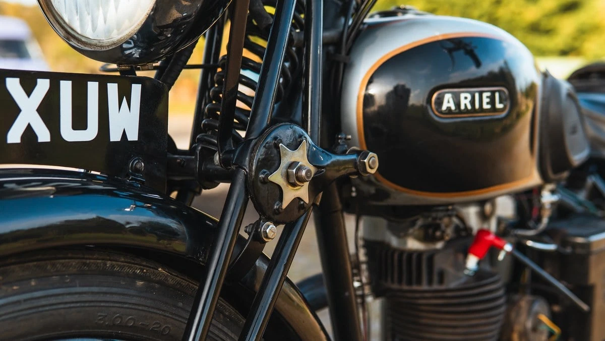1939 Ariel Motorcycles - Image 8 of 30