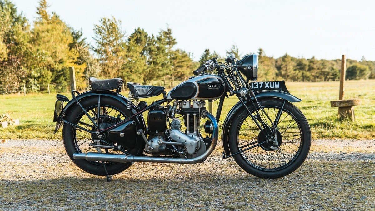 1939 Ariel Motorcycles - Image 2 of 30