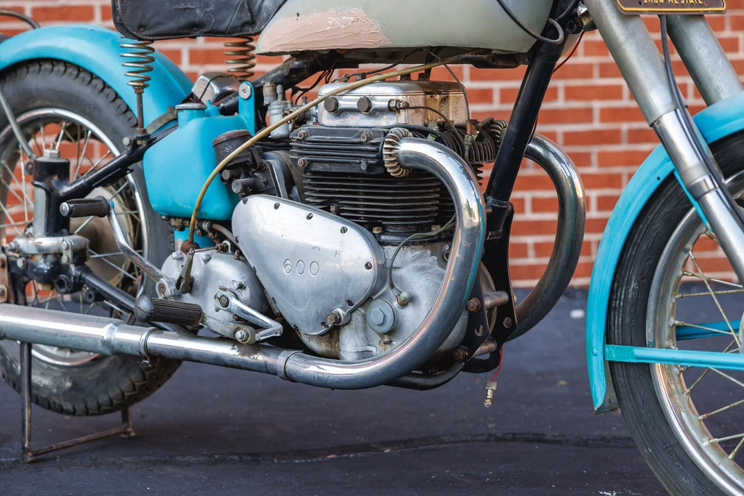 1939 Ariel Motorcycles - Image 30 of 31