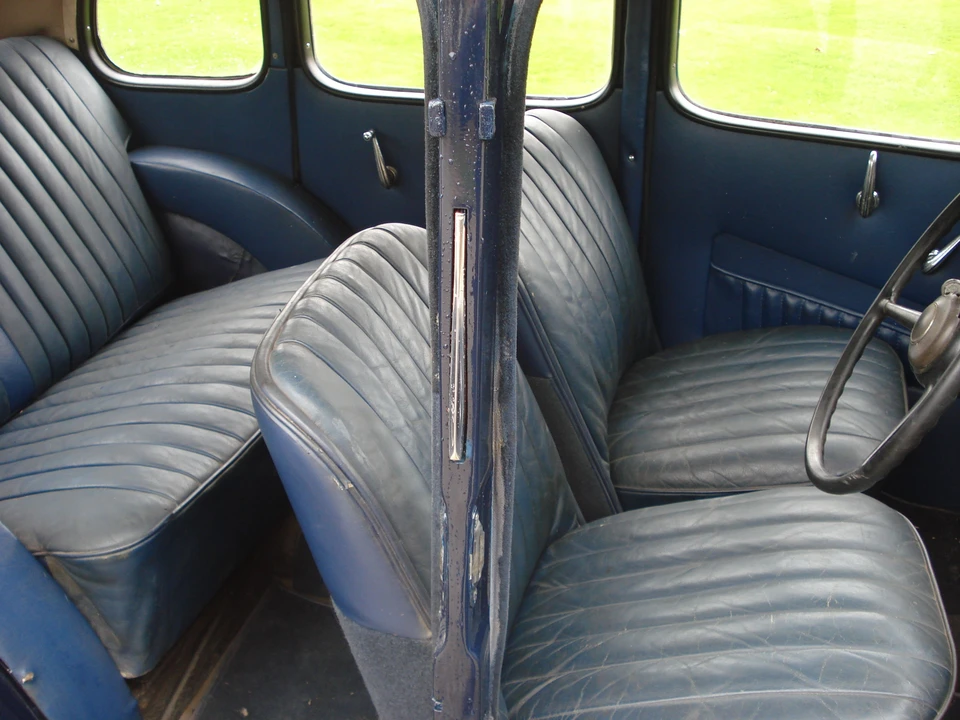1939 Austin - Image 2 of 3