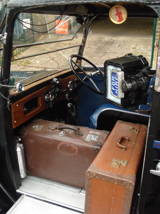 1939 Austin - Image 3 of 3
