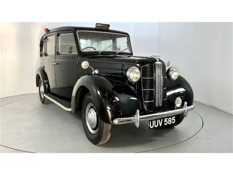 1939 Austin FX3 Taxi Cab