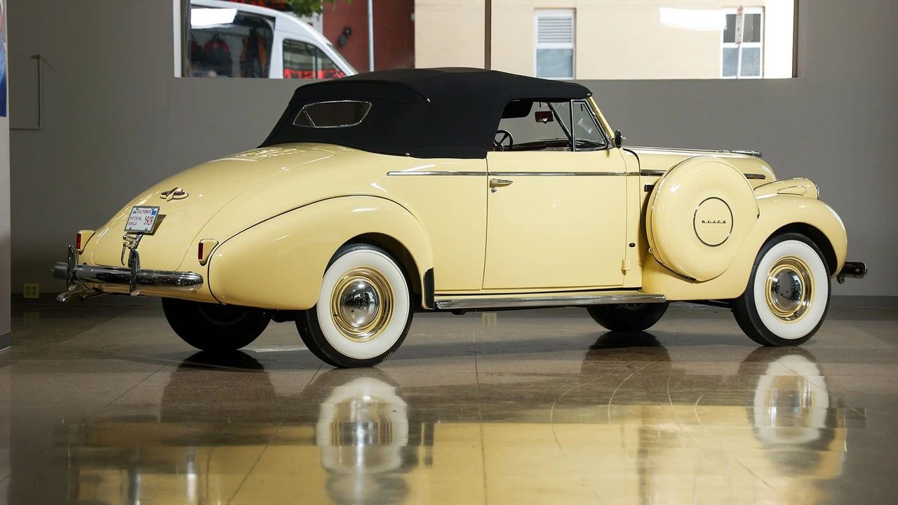 1939 Buick Century - Image 3 of 31