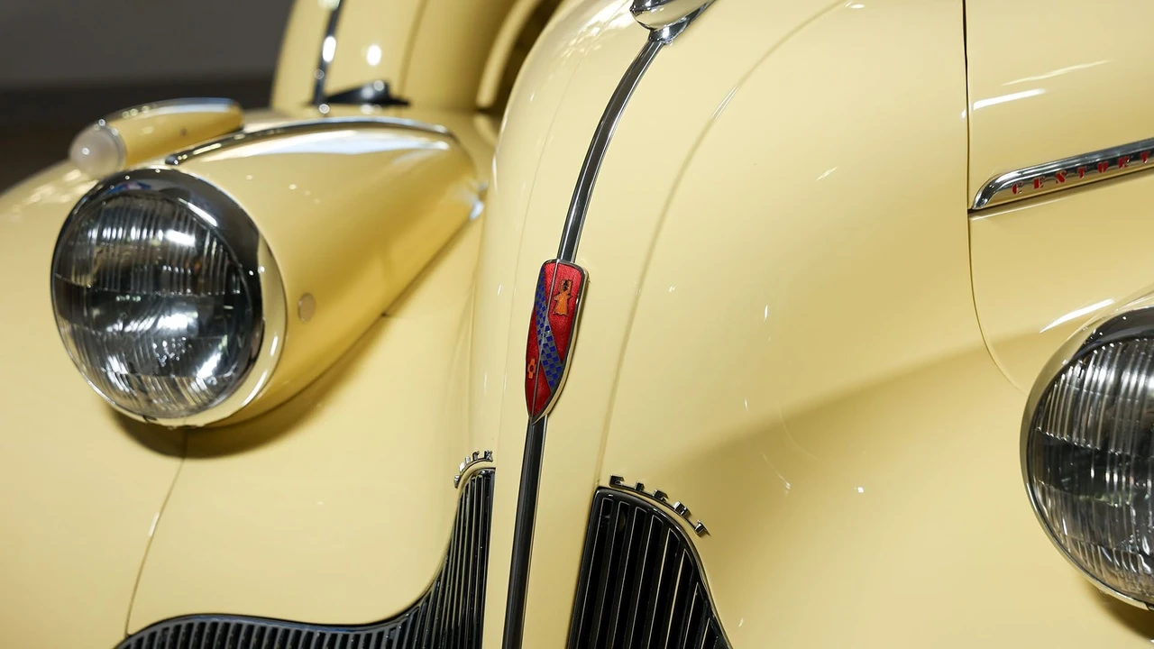 1939 Buick Century - Image 19 of 31