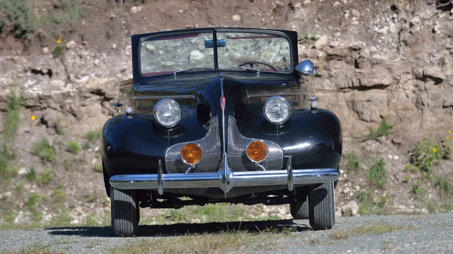 1939 Buick Century - Image 10 of 12
