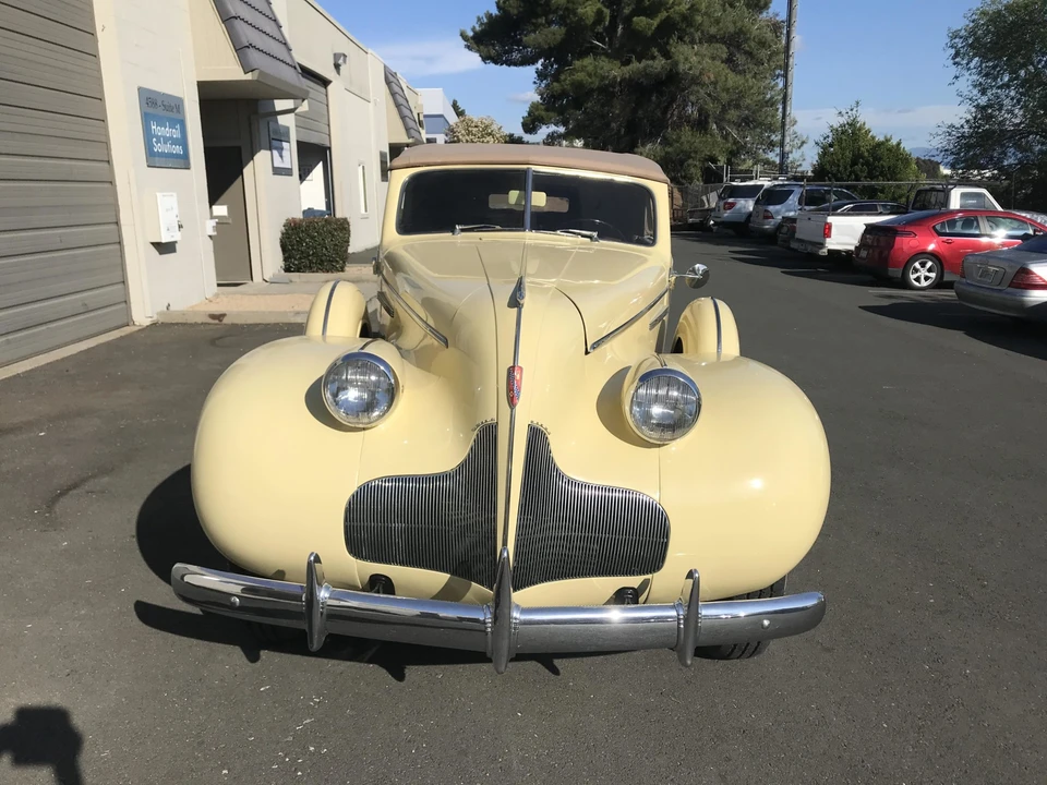 1939 Buick Roadmaster - Image 13 of 31