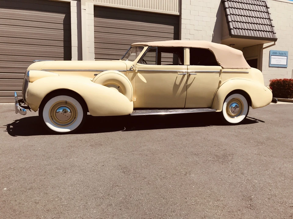 1939 Buick Roadmaster - Image 3 of 31