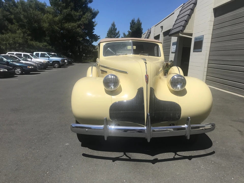 1939 Buick Roadmaster - Image 15 of 31
