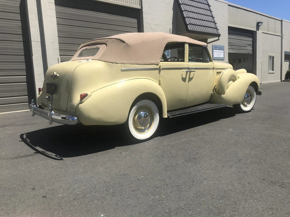 1939 Buick Roadmaster - Image 27 of 31