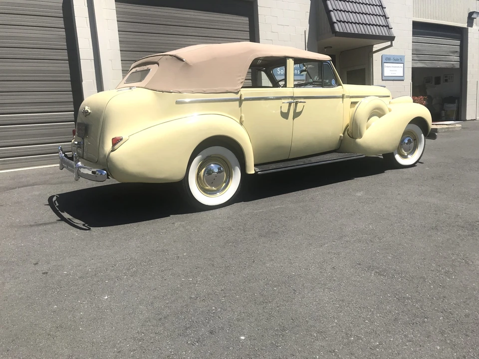 1939 Buick Roadmaster - Image 26 of 31