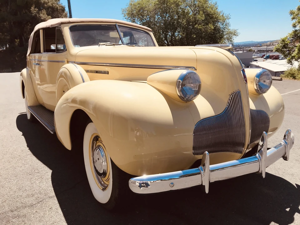 1939 Buick Roadmaster - Image 17 of 31