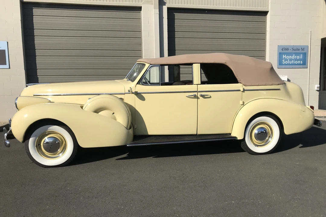 1939 Buick Roadmaster - Image 2 of 31
