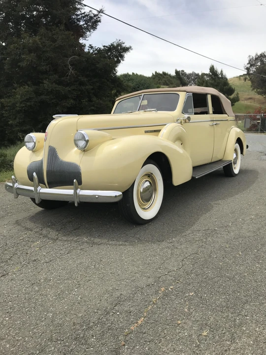 1939 Buick Roadmaster - Image 4 of 31