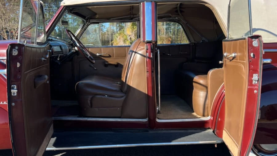 1939 Buick Roadmaster - Image 3 of 6