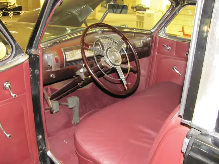 1939 Buick Roadmaster - Image 5 of 9