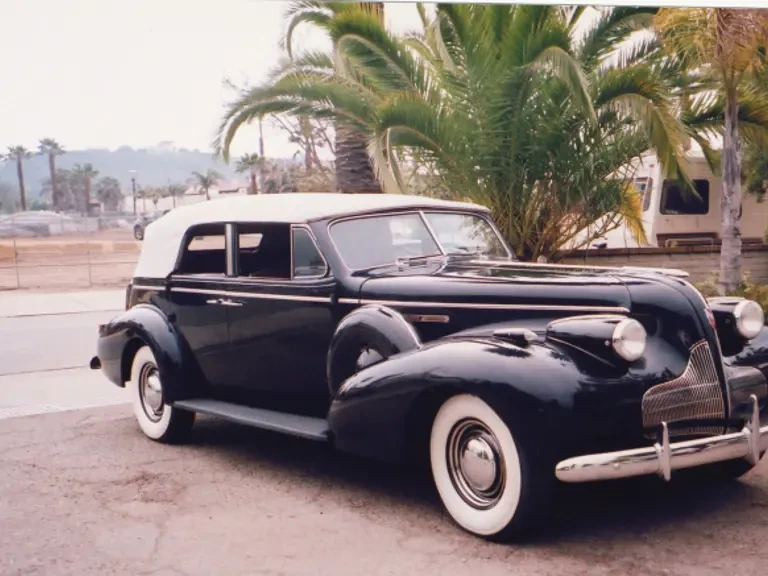1939 Buick Roadmaster - Image 7 of 9