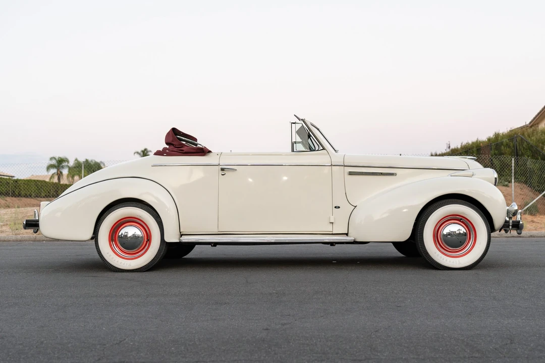 1939 Buick Century - Image 6 of 31