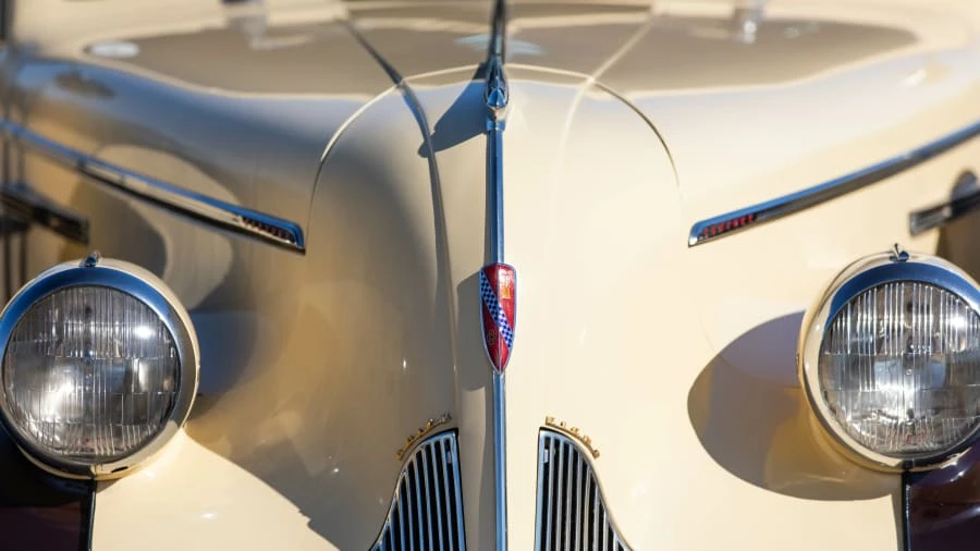 1939 Buick Roadmaster - Image 9 of 15