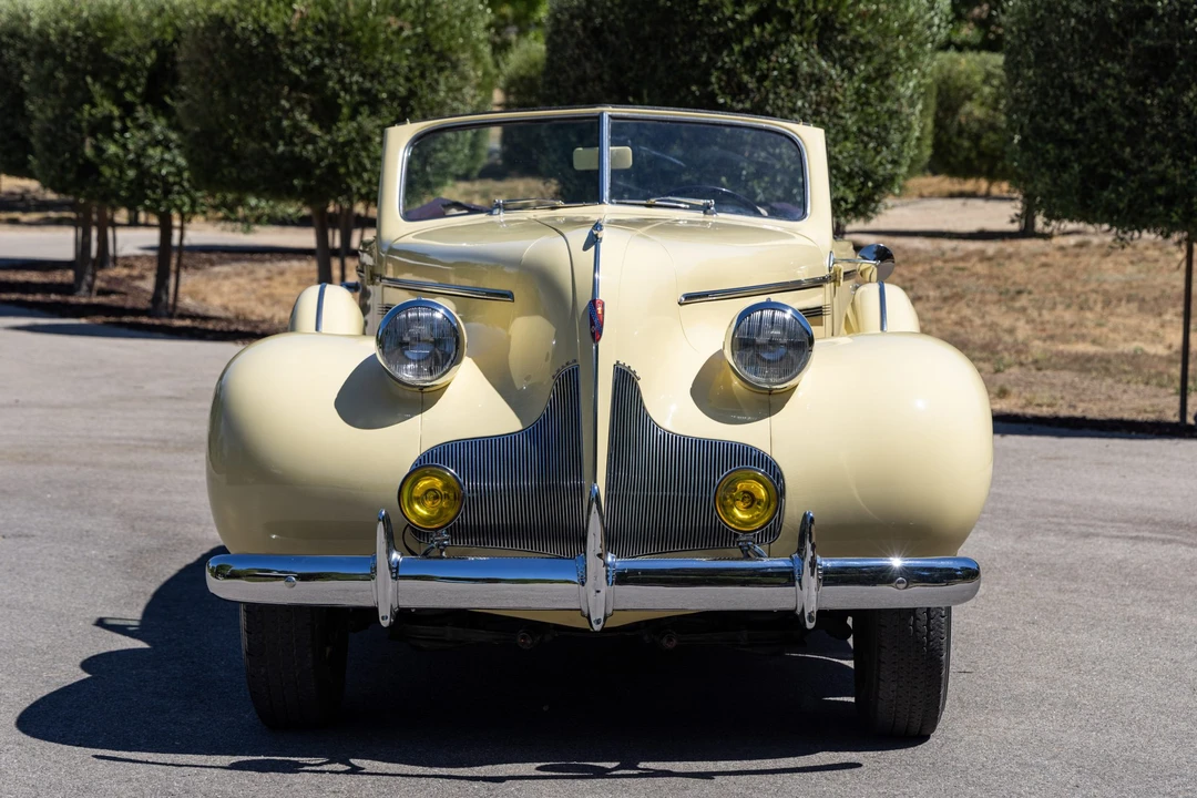 1939 Buick Roadmaster - Image 8 of 31