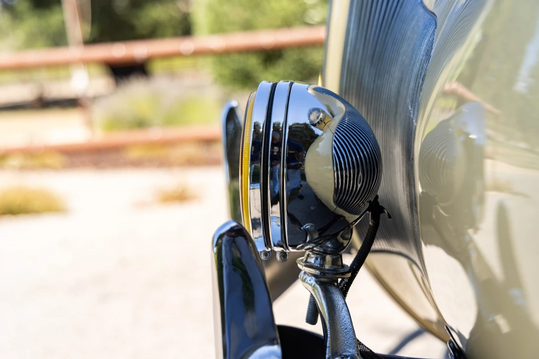 1939 Buick Roadmaster - Image 27 of 31