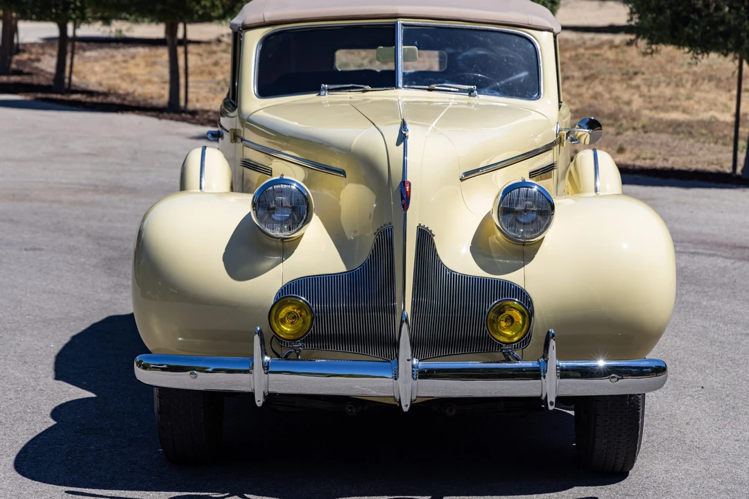 1939 Buick Roadmaster - Image 16 of 31