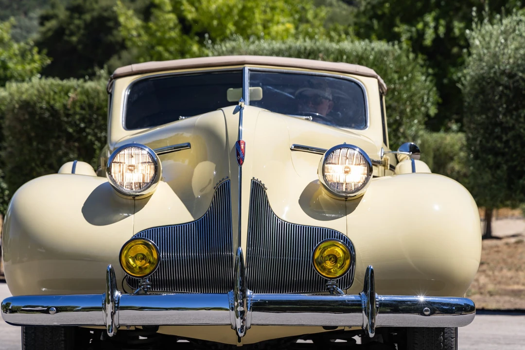 1939 Buick Roadmaster - Image 17 of 31