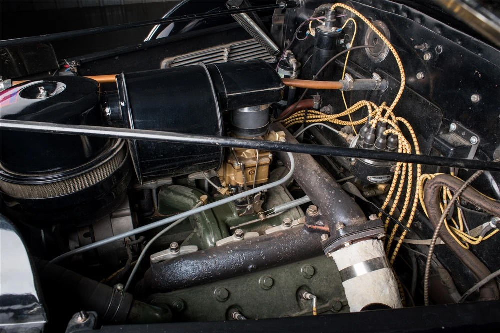 1939 Cadillac Series 70 & 75 - Image 3 of 6